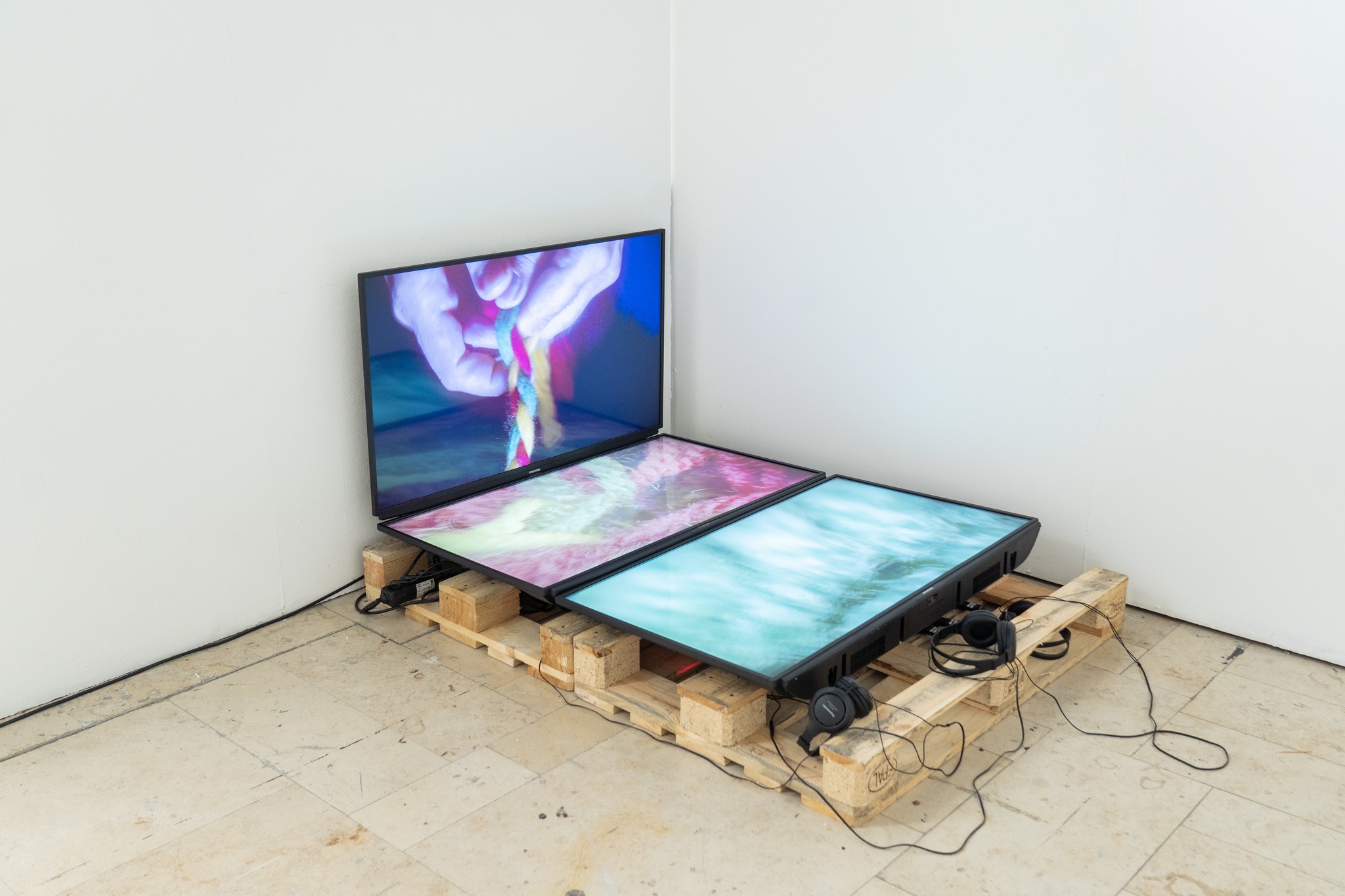 Kesk, sor, zer_Bahzad SULAIMAN_VG Bild-Kunst, Bonn 2022 ©Grischa Stanjek